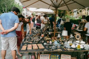 Photo "How to enjoy a weekend of shopping and entertainment in the city"