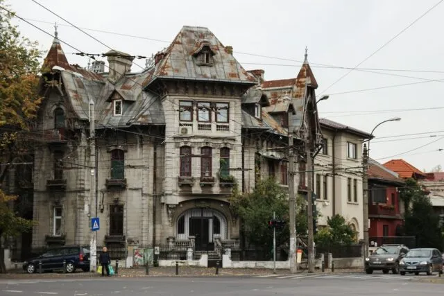 Photo historic churches Bucharest relocation guide